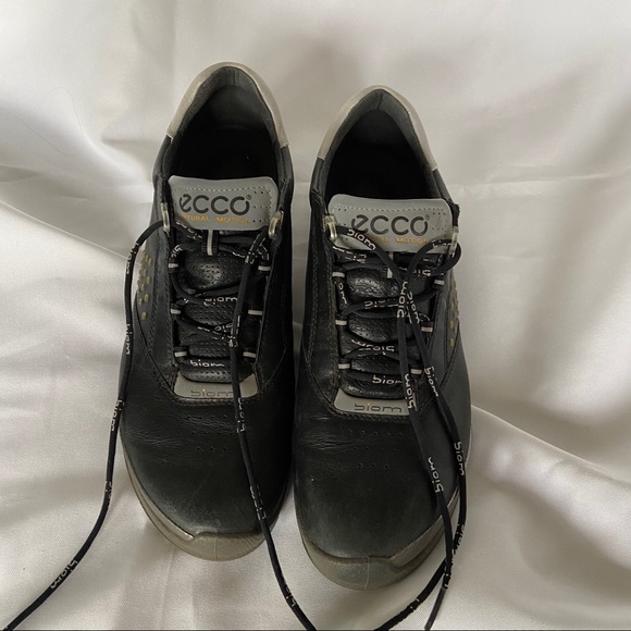 ecco biom yak shoes